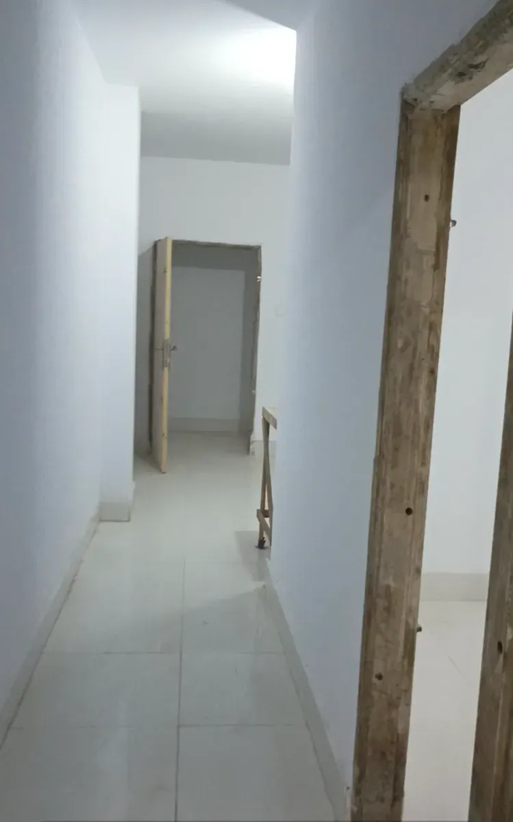 1300 SQF flat sale at Gandaria - Image 2